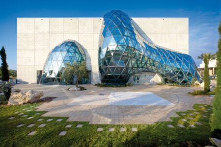 DaliMuseum_010411_7195