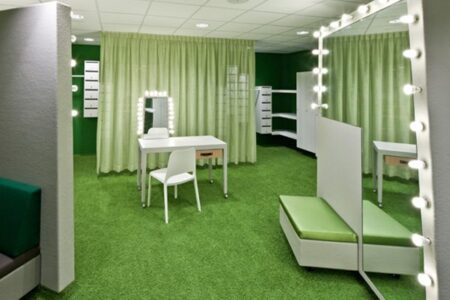 dressing room_2 photo Frank Tielemans