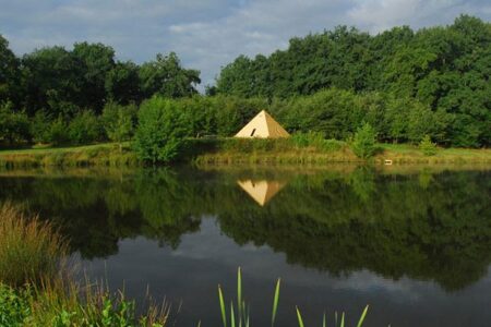 Domaine de Boisbuchet | piramide