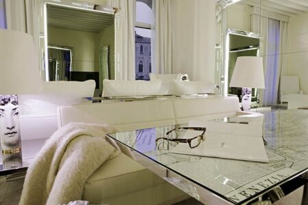 Palazzina Grassi.Philippe Starck. Design hotels | 008palazzinaidesignhotels_0