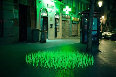 Luzinterruptus_room16-2