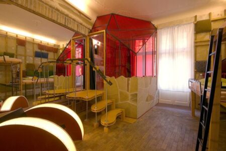 Propeller Island_room6