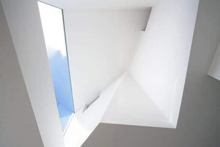Narrow_House_Bassam_El-Okeily_room4