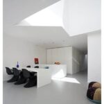 Narrow_House_Bassam_El-Okeily_room9