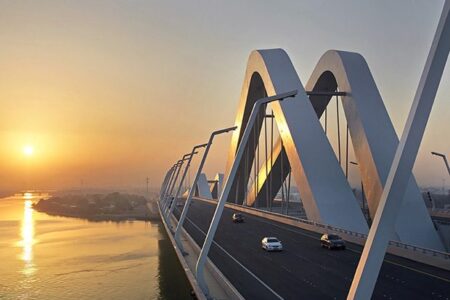 room_Sheikh-Zayed-Bridge-by-Zaha-Hadid_ss_3