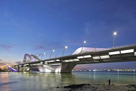 room_Sheikh-Zayed-Bridge-by-Zaha-Hadid_ss_8