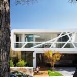 Hewlett-house2