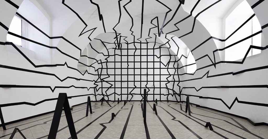 Unlimited Space. Gallery of Modern Art. Roudnice nad Labem | esther stocker10