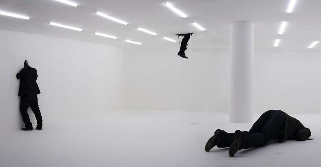 No Head Man. Mónica Bonvicini. 1998 | slide panorama_nohead_ohne_schwarz