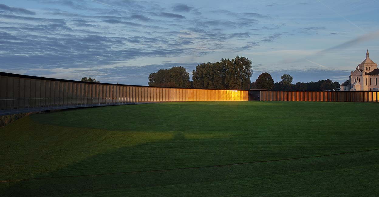 Memorial en Notre-Dame de Lorette. Philippe Prost. Francia | slide press 011