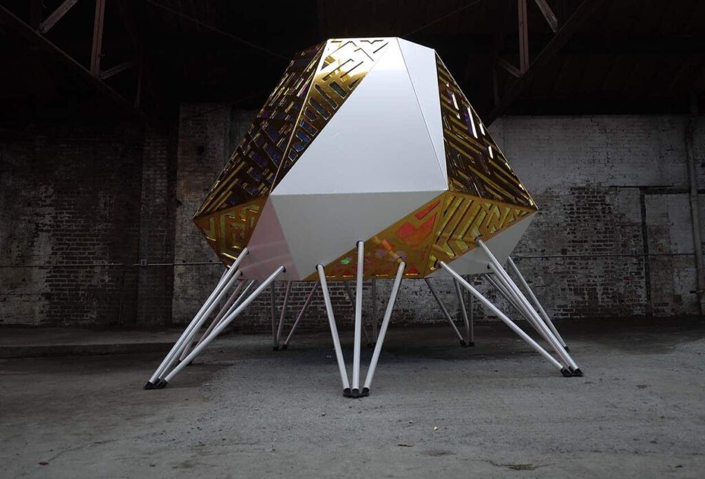 10ª Bienal Internacional de Diseño de Saint Etienne. Working promisse. Las mutaciones del trabajo | slide out_of_site__mothership