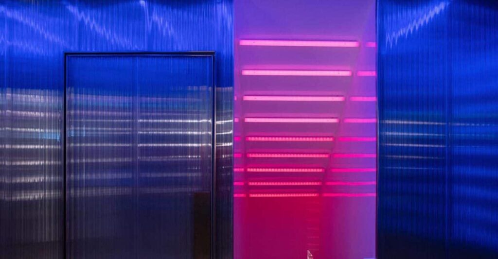 Hawkers Madrid. Light & Estudio y Cul de Sac. | slide hawkersmadrid lightandstudio roomdiseno