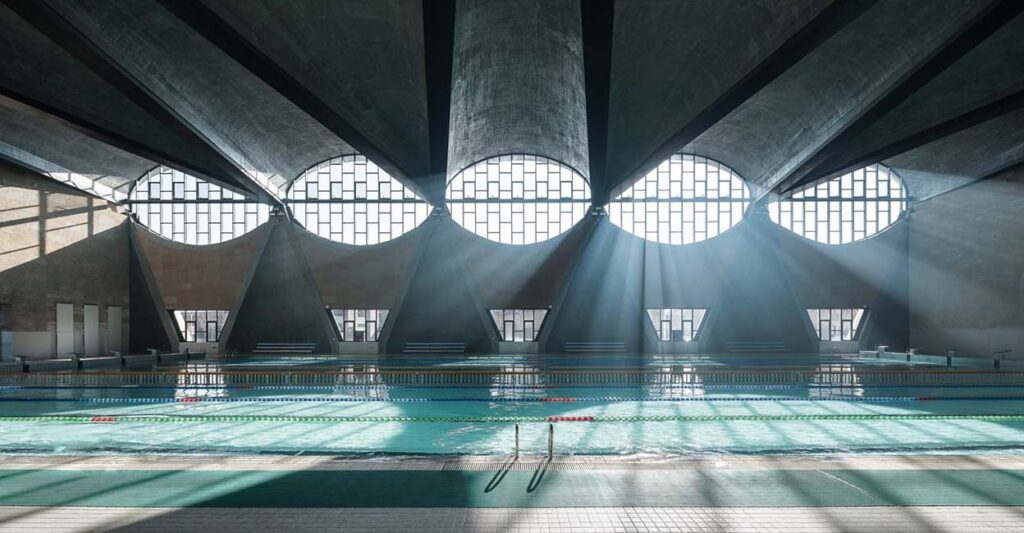 Arcaid Images Architectural Photography Awards. La mejor fotografía de arquitectura de 2017. Gimnasio del Campus Tianjin University. China. Atelier Li Xinggang. Foto: Terrence Zhang | slide arcaid images awards 2017 architecture photography_roomdiseno11