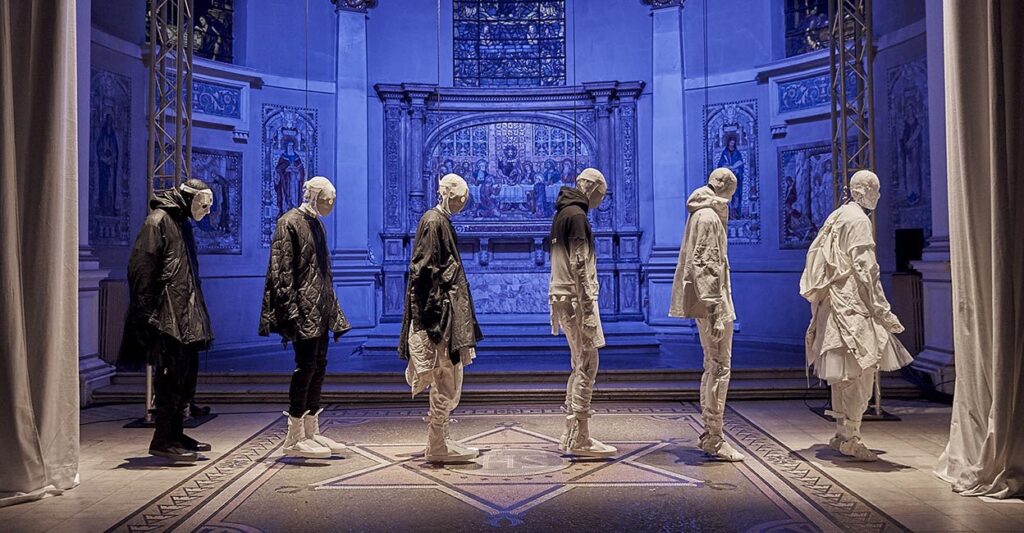 Aitor Throup | slide aitorthroup newobjectresearch_fotoneilbedford_roomdiseno
