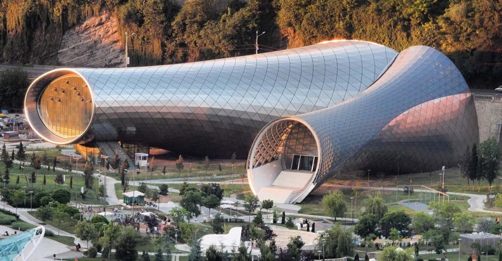 Auditorio y Centro Cultural en Tiflis. Massimiliano y Doriana Fuksas | slide auditorio tiflis_fuksas roomdiseno