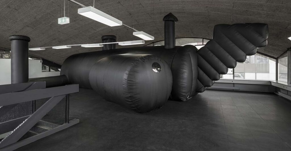 Shelter-club_nocturno_hinclable-Bureau_A-roomdiseno | slide shelter club_nocturno_hinclable bureau_a roomdiseno