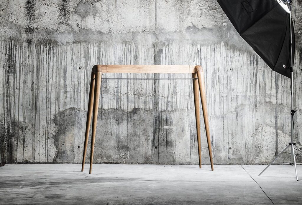 Perchero Naked Rack. QoWood. Diseño de muebles de madera | slide sights qowood diseno_muebles_madera roomdiseno