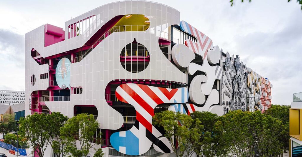 The Museum Garage. Arquitectura de Miami | 180423 museum garage miami 005 2