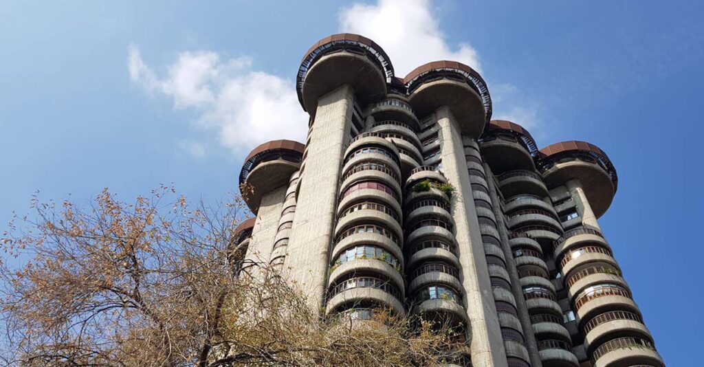 Torres-blancas_Saenz de Oiza-AP
