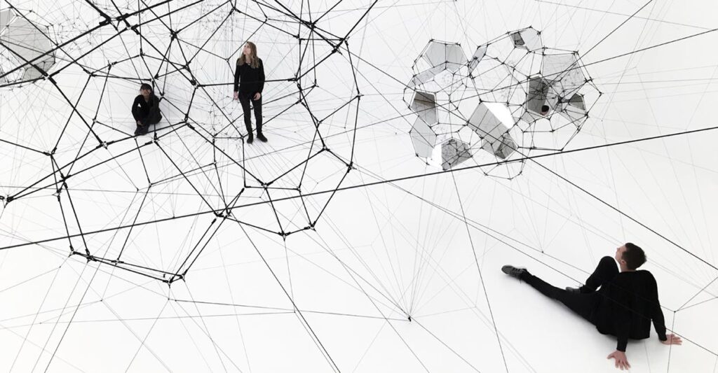 © Photography by Studio Tomás Saraceno, 2016