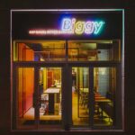 Interiorismo retro urbano en BIGGY Bar de Buck Studio | buckstudio biggy roomdiseno