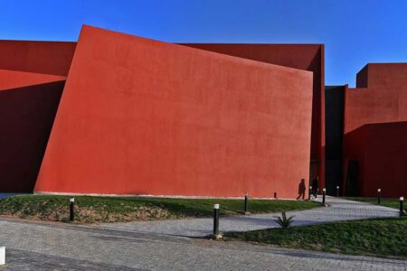Sanjay Puri Architects. Escuela en Rajahstan | stitched panorama 12