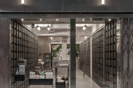 Interiorismo brutalista. Tienda de cosméticos Harmay en Hong Kong. AIM | aim harmay roomdiseno4