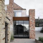 The Parchment Works. Will Gamble. Casa dentro de ruinas de ladrillo | parchment_works will_gamble roomdiseno2
