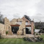The Parchment Works. Will Gamble. Casa dentro de ruinas de ladrillo | parchment_works will_gamble roomdiseno6