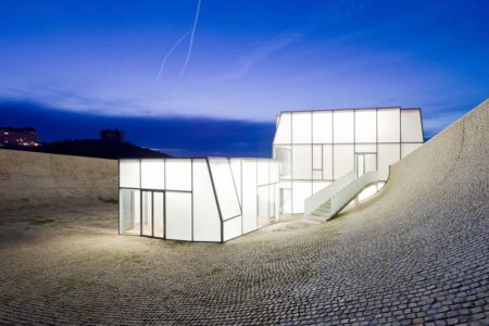 Cité de l'Ocean. Steven Hall Architects | biarrit cite_de_locean roomdiseno2