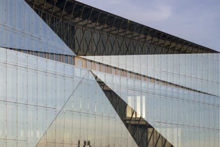 Cube Berlin. El edificio inteligente de oficinas. 3XN | cube_berlin 3xn roomdiseno17