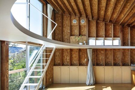 mtka. Toru Murayama y Ayako Kato. | mtka pasarela_interior roomdiseno3 2