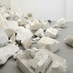Root’la. Una intervención escultórica monumental de Fabio Viale. Galería Poggiali. Florencia | fabio_viale roomdiseno5