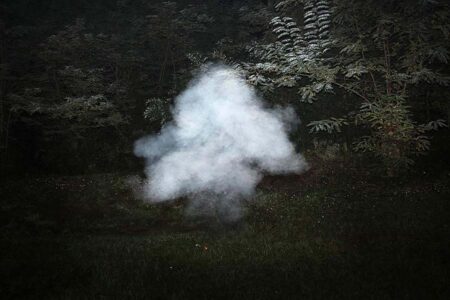 Filippo Minelli. Fotografía, escenografía y esculturas de humo | filippo_minelli silence_shapes roomdiseno12