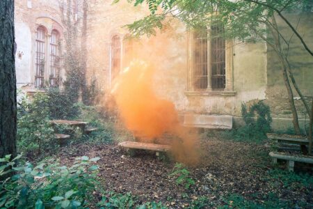 Filippo Minelli. Fotografía, escenografía y esculturas de humo | filippo_minelli silence_shapes roomdiseno4