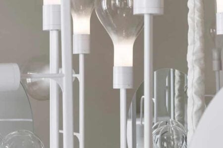 Mayice Studio. Espacio futurista para Niessen. Casa Decor 2020