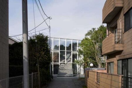 Stairway House de Nendo. Casa en Japón para dos familias | stairway_house01_daici_ano