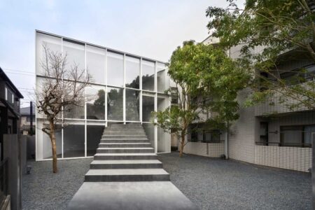 Stairway House de Nendo. Casa en Japón para dos familias | stairway_house03_daici_ano