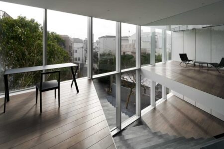 Stairway House de Nendo. Casa en Japón para dos familias | stairway_house09_daici_ano