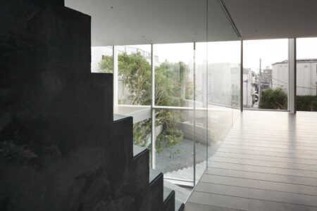 Stairway House de Nendo. Casa en Japón para dos familias | stairway_house12_daici_ano