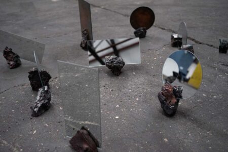 This is Cooper. Mobiliario de cobre reciclado. ThusThat Studio | this is copper this that studio roomdiseno4