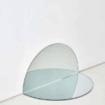 Half Moon Mirror. Michael Anastassiades | michael_anastassiades roomdiseno4
