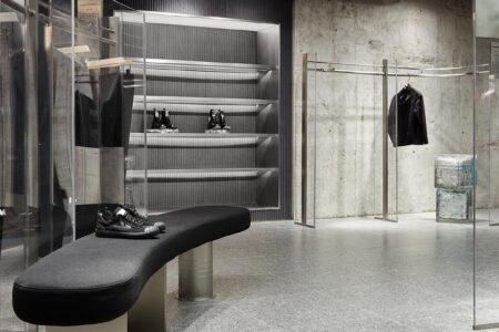 TFG Gallery. Leaping Creative. Experiencia innovadora de marca. Diseño de retail | tfg_gallery leaping creative roomdiseno7