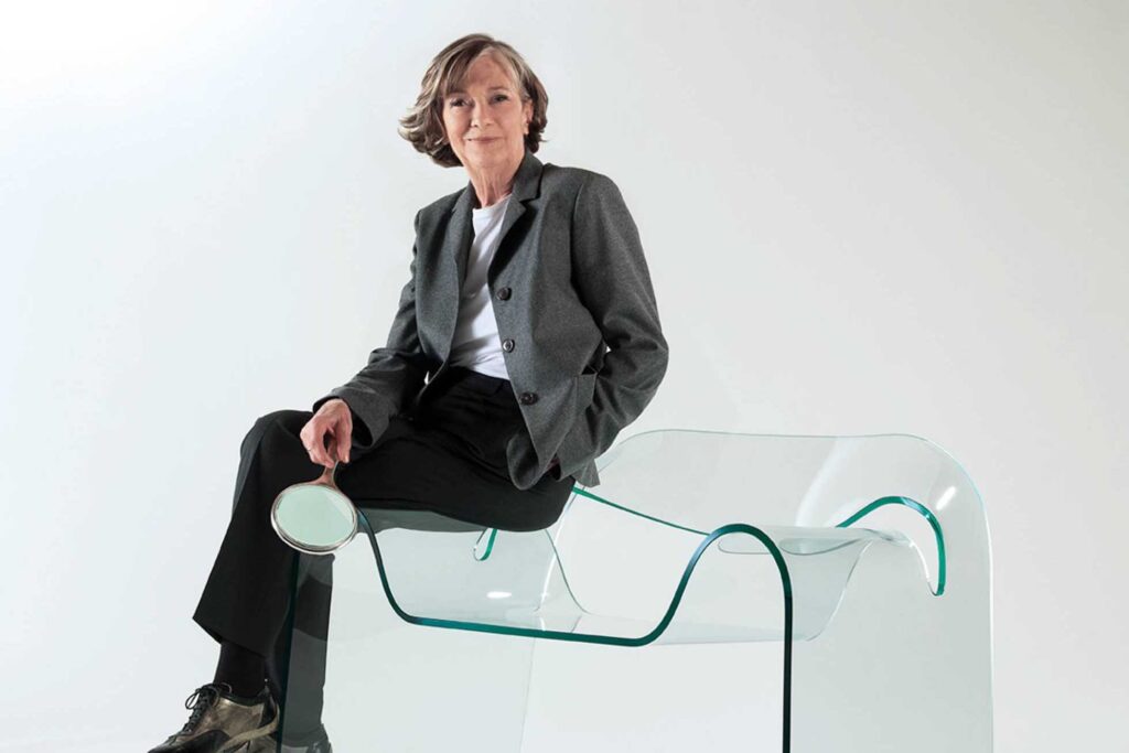 The Ghost Chair. Cini Boeri. Fiam Italy. Mujeres arquitectas