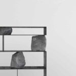 Mobiliario de rocas y acero Proportions of Stone de Sisan Lee | proportion_of_stone sisan_lee roomdiseno5
