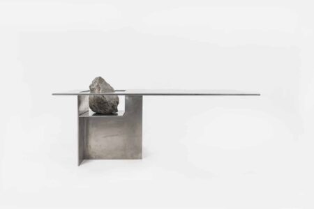 Mobiliario de rocas y acero Proportions of Stone de Sisan Lee | proportion_of_stone sisan_lee roomdiseno8