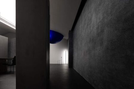Novacolor Showroom. Un ambiente gris lleno de color | novacolor roomdiseno11