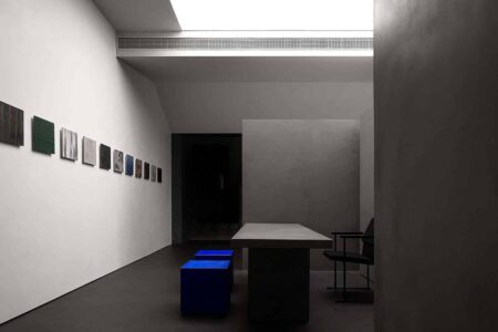 Novacolor Showroom. Un ambiente gris lleno de color | novacolor roomdiseno14