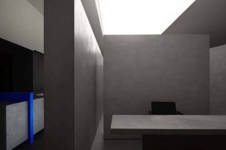Novacolor Showroom. Un ambiente gris lleno de color | novacolor roomdiseno5