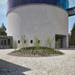 Iglesia de María Restituta. Iglesia futurista de Atelier Štěpán | stepan_marek_kostel_lesna_03
